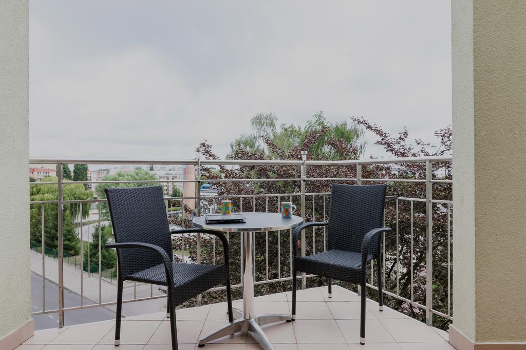 Riverside Apartment With Balcony By Noclegi Renters Świnoujście Εξωτερικό φωτογραφία